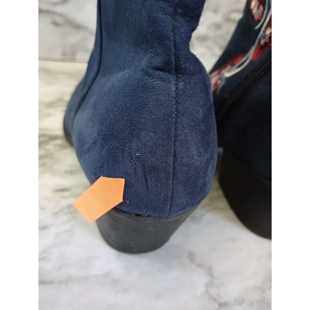 Carlos Santana Navy Embroidered Pointed Toe Ankle Boots Size 7M